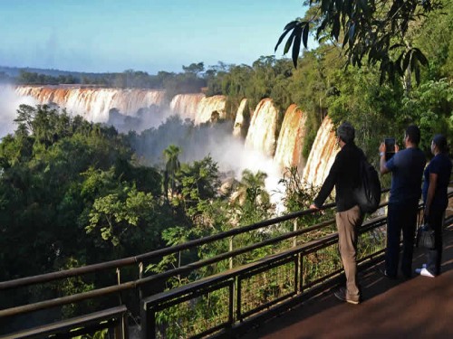 Cataratas del Iguazu hasta Julio 2022 2 personas + desayuno
