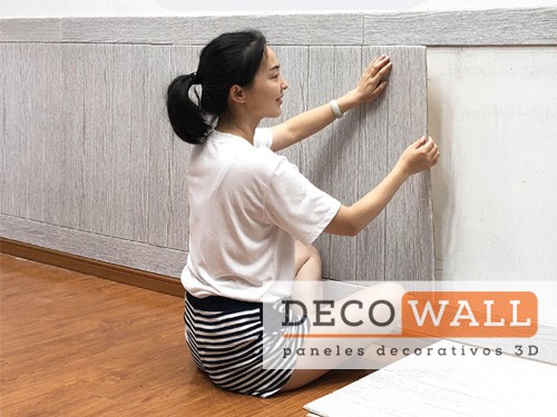 Revestimiento pared simil madera autoadhesivo Decowall 3D original