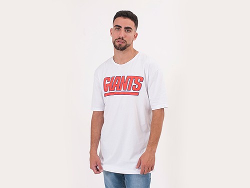 Remera Giants Over