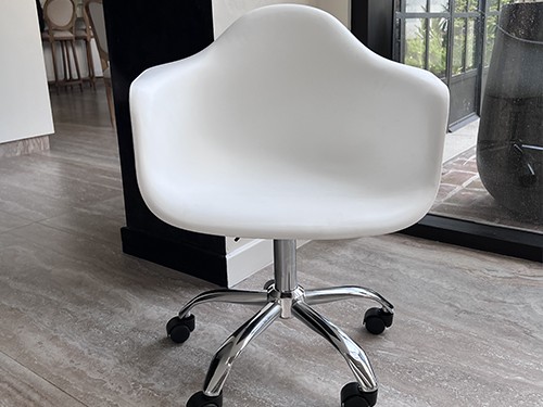 SILLON DE OFICINA EAMES GIRATORIO CON RUEDAS BLANCO GARDEN LIFE