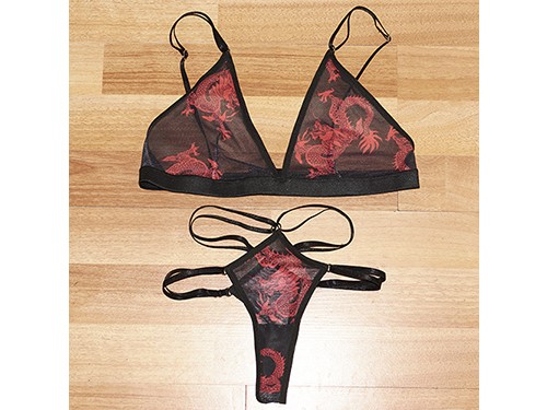 Conjunto lencería corpiño cola less dragones tul sexy mujer