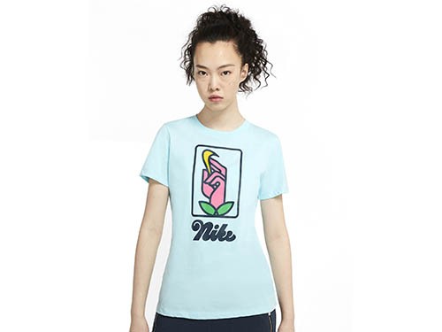 Remera Nike Sportswear Retro Mod 3