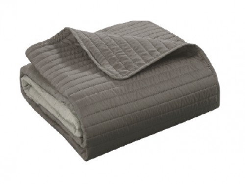 Set Cubrecama Quilt Tricolor 2 1/2 plazas con Fundas - Beige