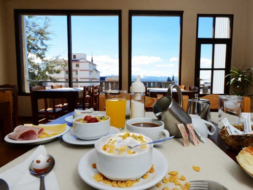 Hotel Bariloche 2 pasajeros + desayuno 2022/23