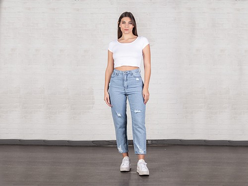 Jean Mom con Roturas Celeste