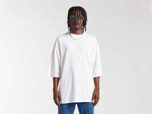 Remera Oversized Blanca Bordado Gothic Harvey Willy's