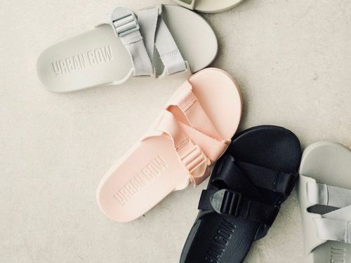Sandalia muy liviana y cómoda de cinta de neoprene AMY Urban Cow