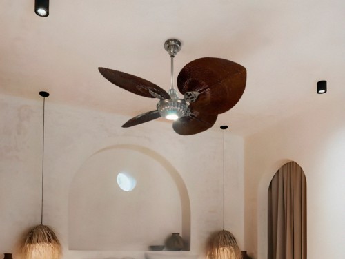 Ventilador de techo con luz y palas de rattan WINDLUX® Cami