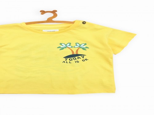 Remera de jersey amarilla con estampa delantera y trasera Crayon