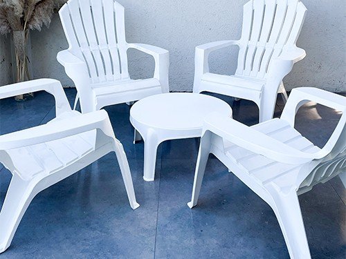 SET 4 SILLONES MIAMI BLANCOS MAS MESA PUKET