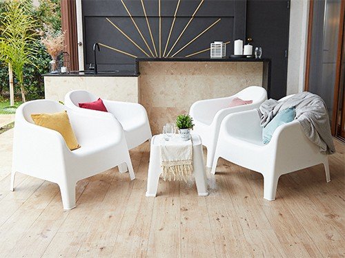 SET 4 SILLONES SKARPO BLANCOS MAS MESA SUNSET