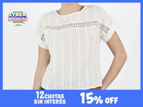 Remera Puntilla. Disponible en talle 1 al 6. 15%OFF. EVA MILLER