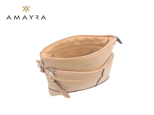 MORRAL AMAYRA NUDE