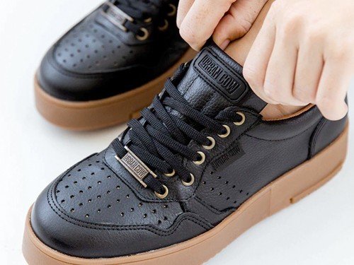 ZAPATILLA ASCARI CARAMEL NEGRO CUERO Y SUELA DE GOMA