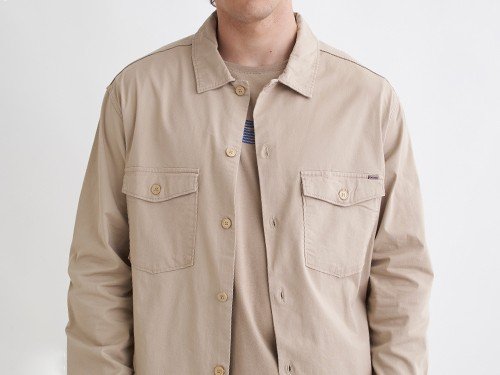 Camisa de gabardina con bolsillos de hombre - Go North