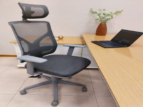 Sillon Ergonomico Cool Gray con Brazos Regulables