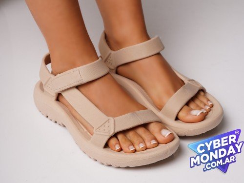 Sandalia Teva Beige Araquina