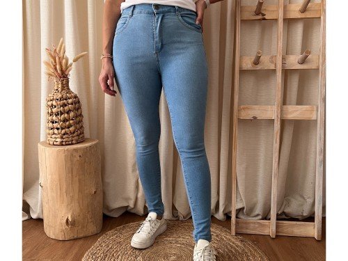 Jeans de mujer tiro alto oxford chupin mom