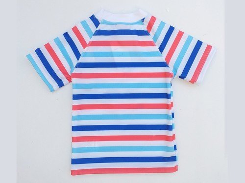 Remera estampada peces para niños con proteccion UV50 Caracolores