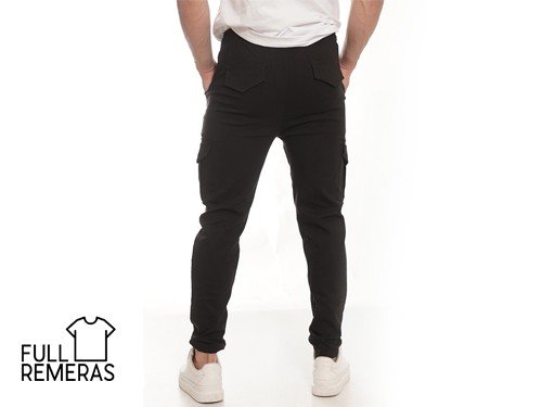 Jogger cargo de gabardina negro