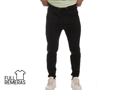 Jogger de gabardina negro