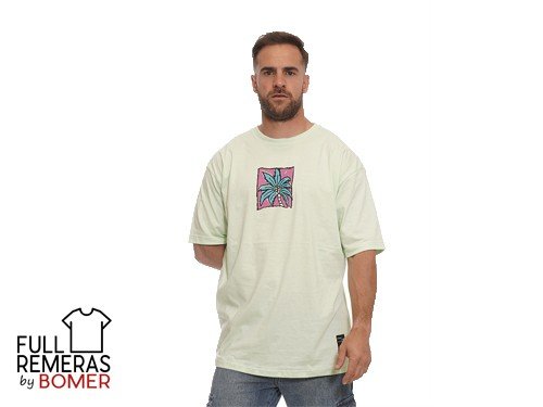 Remera Palmera oversize verde claro