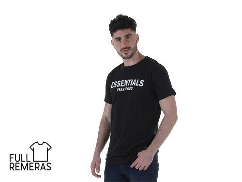 Remera cuello redondo Essentials, corte clásico negro