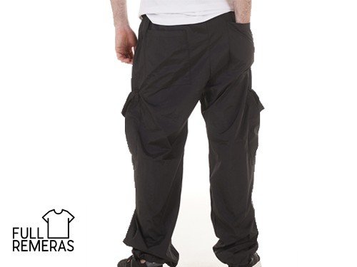 Jogger cargo oversize negro