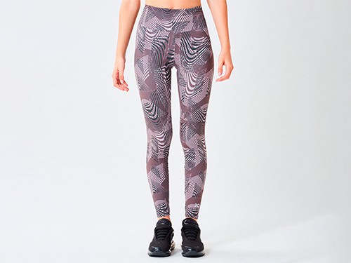 Calza deportiva ideal para yoga y pilates
