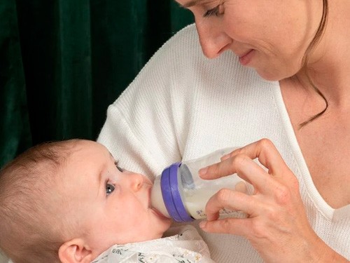 Trio de Mamaderas para leche materna 160 ml Lansinoh (Pack x 3 unid.)