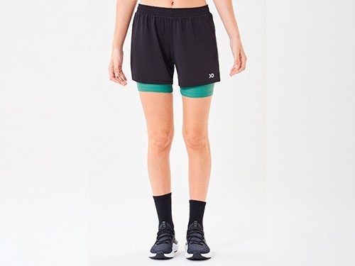 Short deportivo con calza corta, comodidad y respirabilidad