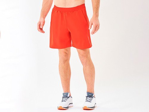 Short deportivo con bolsillos disponible en 4 colores