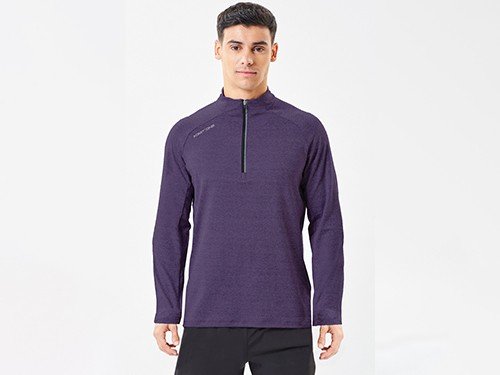 Buzo deportivo con medio cierre disponible en 3 colores