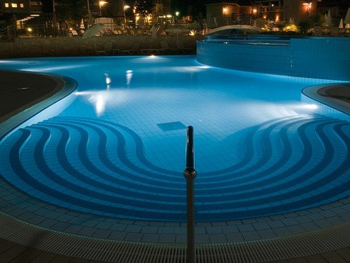 Luminaria Para Pileta 18w Ip68 260mm Color Blanco Frío