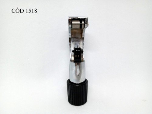 Cortadora de caños 1/8 - 1 1/8" CT274