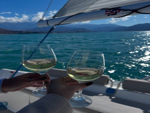 Paseo en velero por el Dique Potrerillos