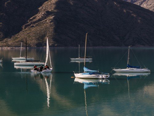 Paseo en velero por el Dique Potrerillos
