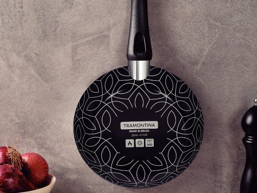 Sartén Tramontina Aluminio Antiadherente con Espátula 24cm 1,2L