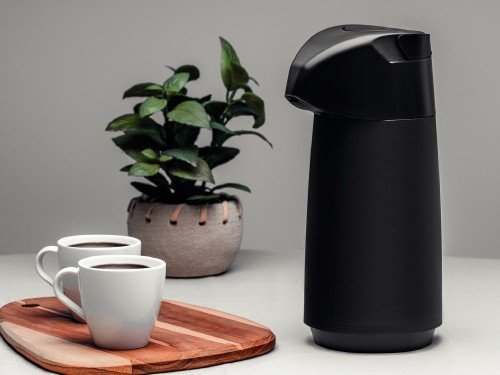 Termo Tramontina Plástico Negro Ampolla Vidrio 1L