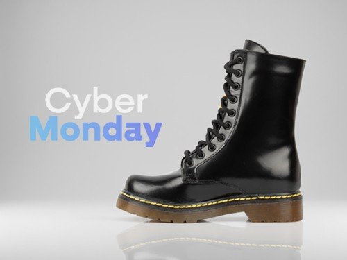 Borcegos Cielo de cuero charolado con detalles amarillos