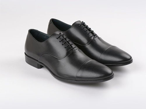 Zapato de cuero Cannes 37 negro Lepoque