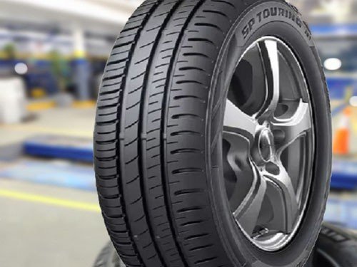 Dunlop 175/70 R13 82T SP TOURING R1