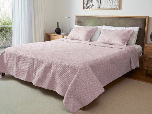 Cubrecama Lino Provence King Rosa Viejo con fundas decorativas