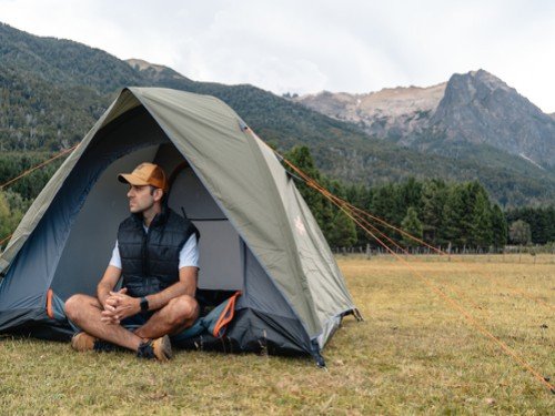 Cacique Carpa Dome 3 Personas + Colchoneta Inflable Altra Pro XL