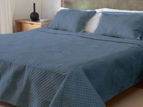 Cubrecama Lino Provence Queen Azul Ocean con fundas decorativas