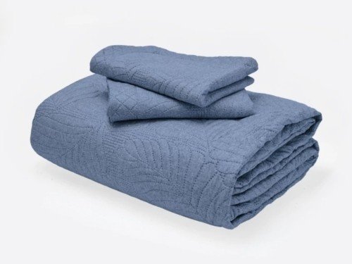 Cubrecama Lino Provence Queen Azul Ocean con fundas decorativas