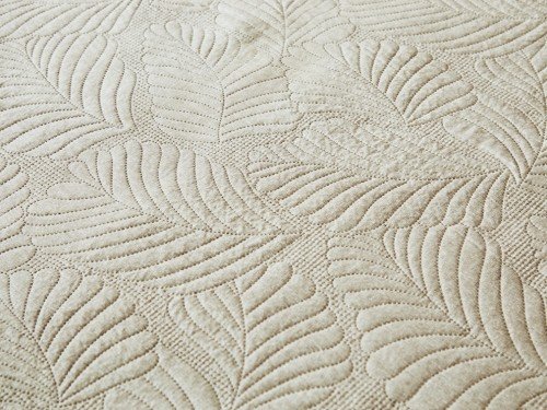 Cubrecama Lino Provence King Beige con fundas decorativas