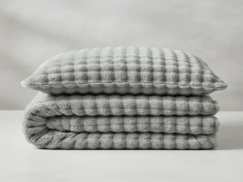 Acolchado Nórdico Manta símil piel de conejo Línea Ankara Queen Size