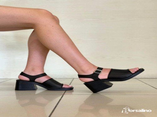 SANDALIA TACÓN CANTABRIA CUERO