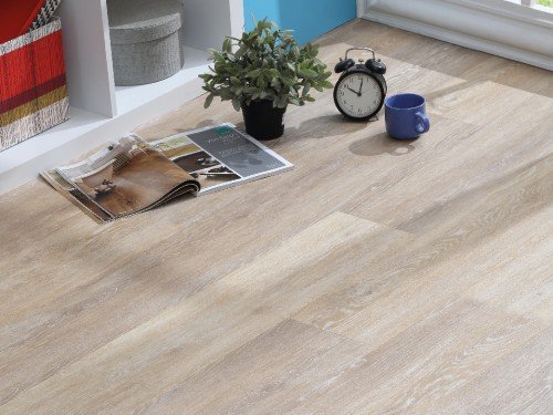 Pisos PVC sistema click flotante 4,7mm + manta IXPE incorporada